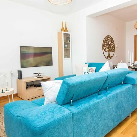 Apartamento Marina Boat And Sea View - Marina View & Pool & Garage *